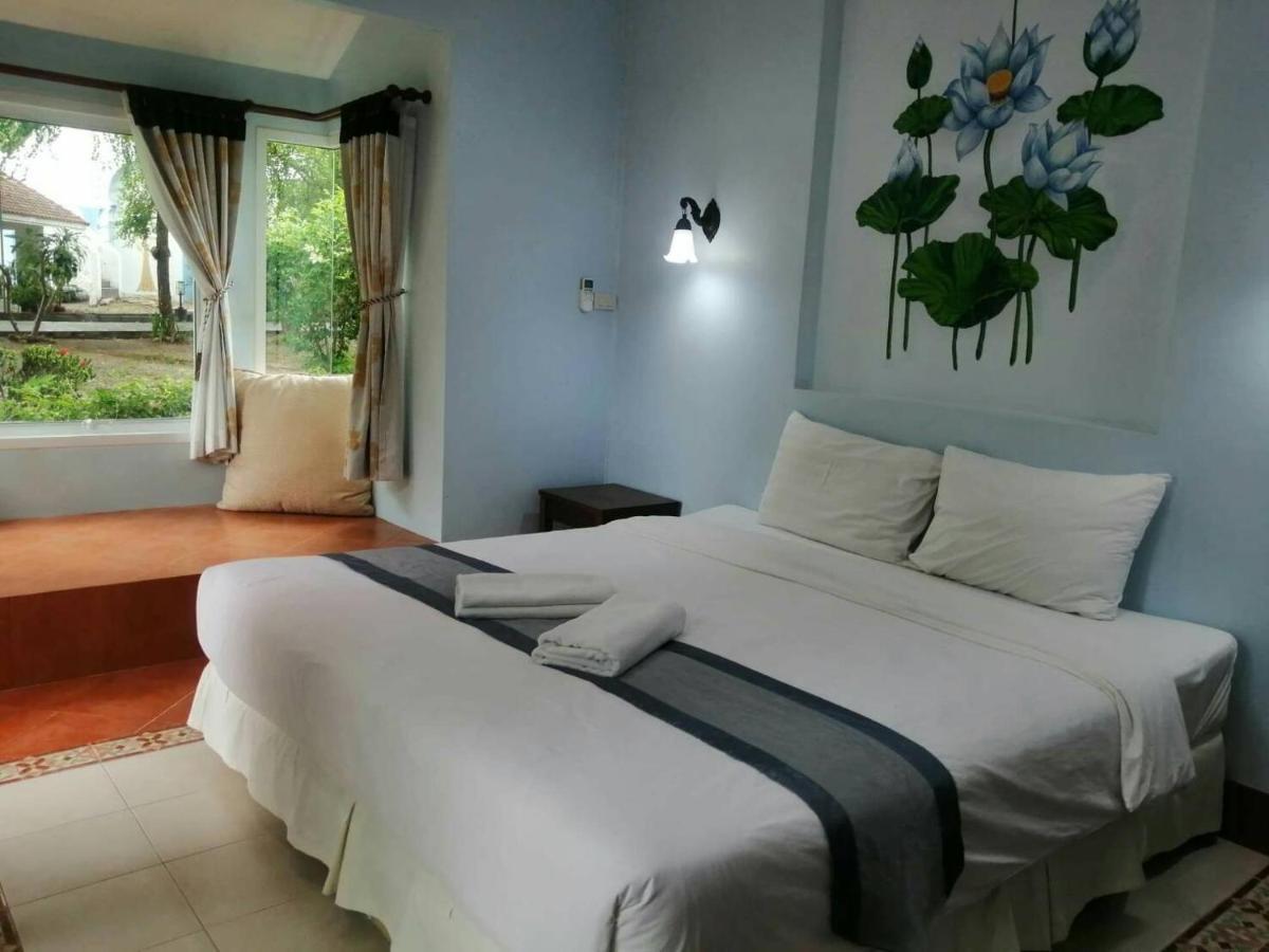 Baanmontra Beach Resort - Bankrut Bagian luar foto