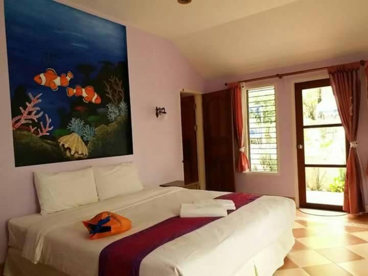 Baanmontra Beach Resort - Bankrut Bagian luar foto