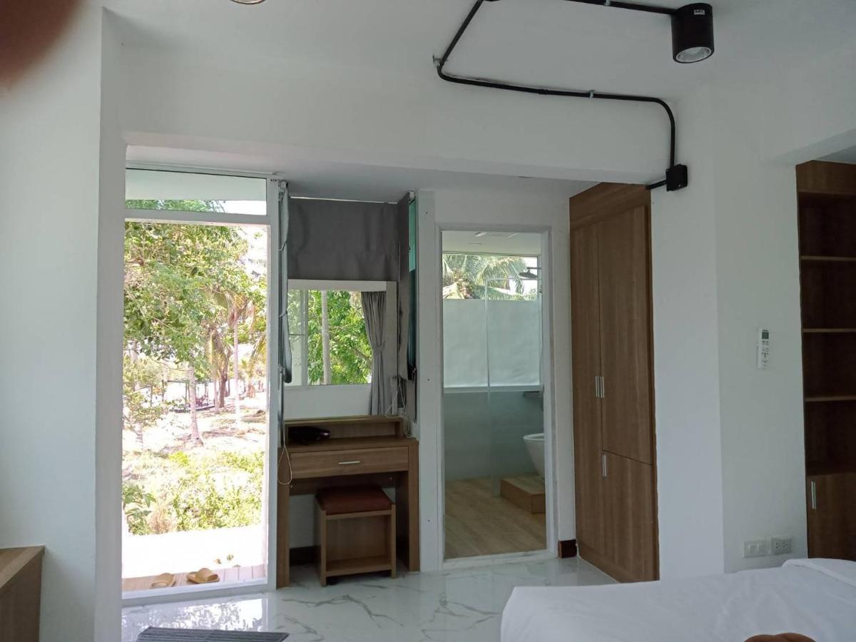 Baanmontra Beach Resort - Bankrut Bagian luar foto