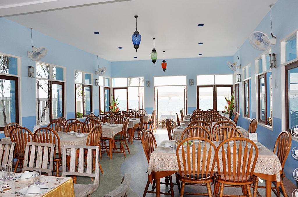 Baanmontra Beach Resort - Bankrut Bagian luar foto